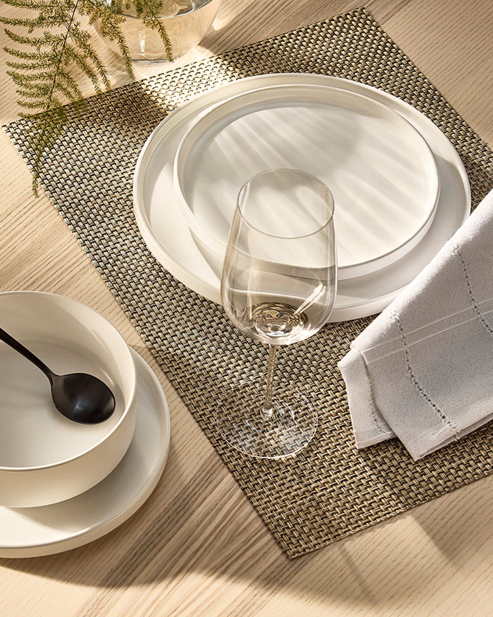White dinnerware